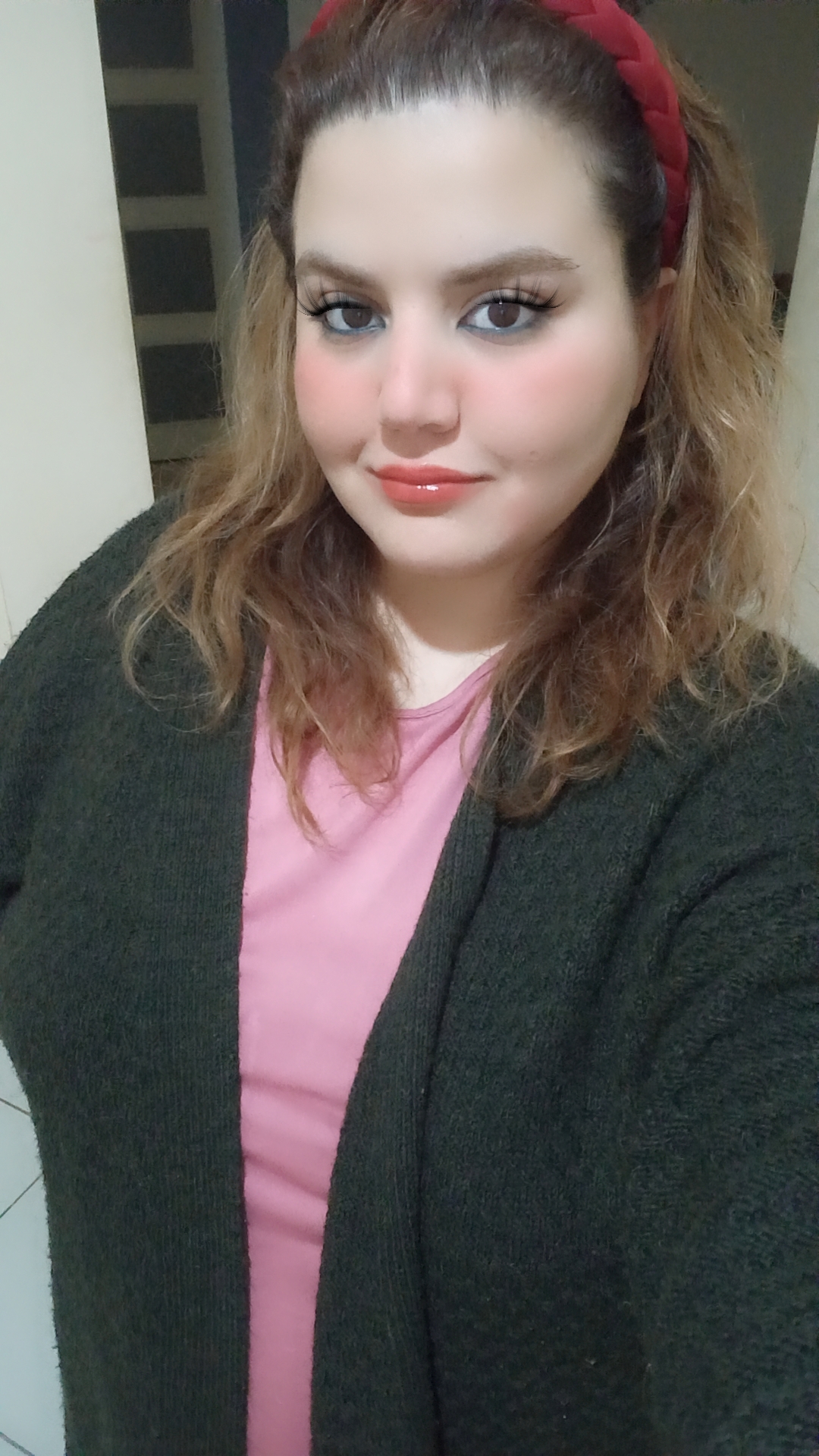�����